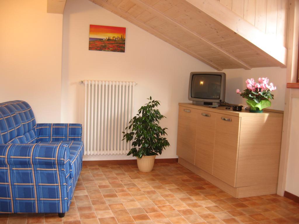 Ferienwohnung Casa Rondine Molveno Exterior foto