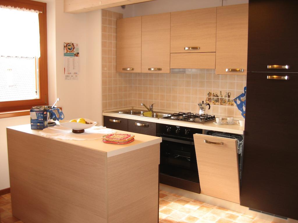 Ferienwohnung Casa Rondine Molveno Zimmer foto